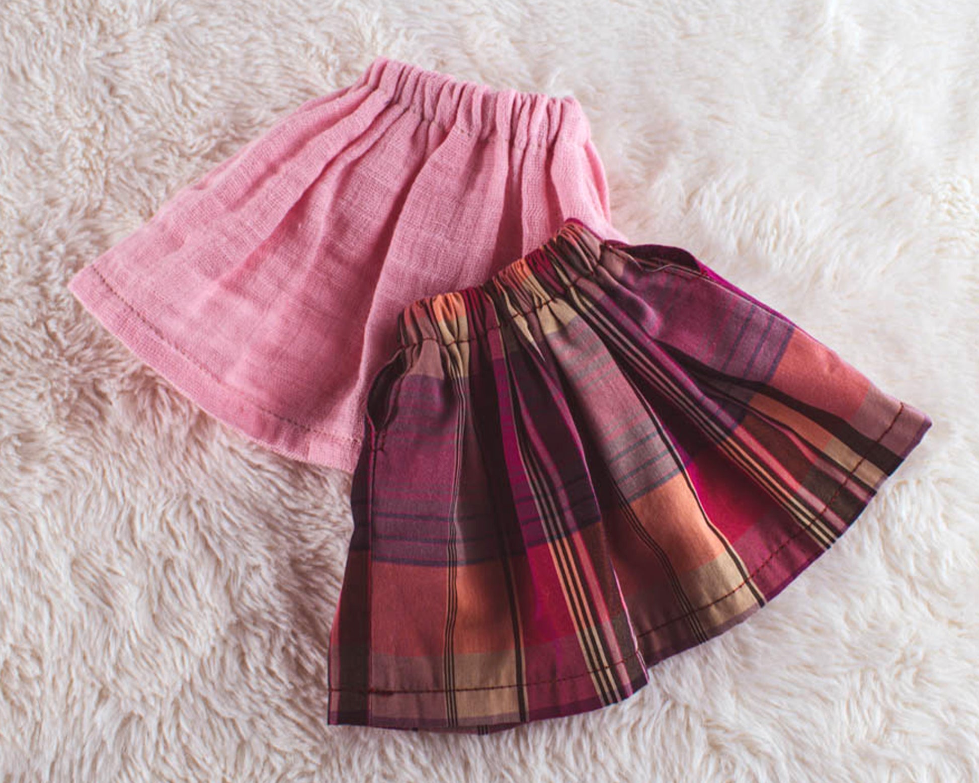 Clothes and accessories from Mom, Mom and Baby collections - sewing patterns and tutorials