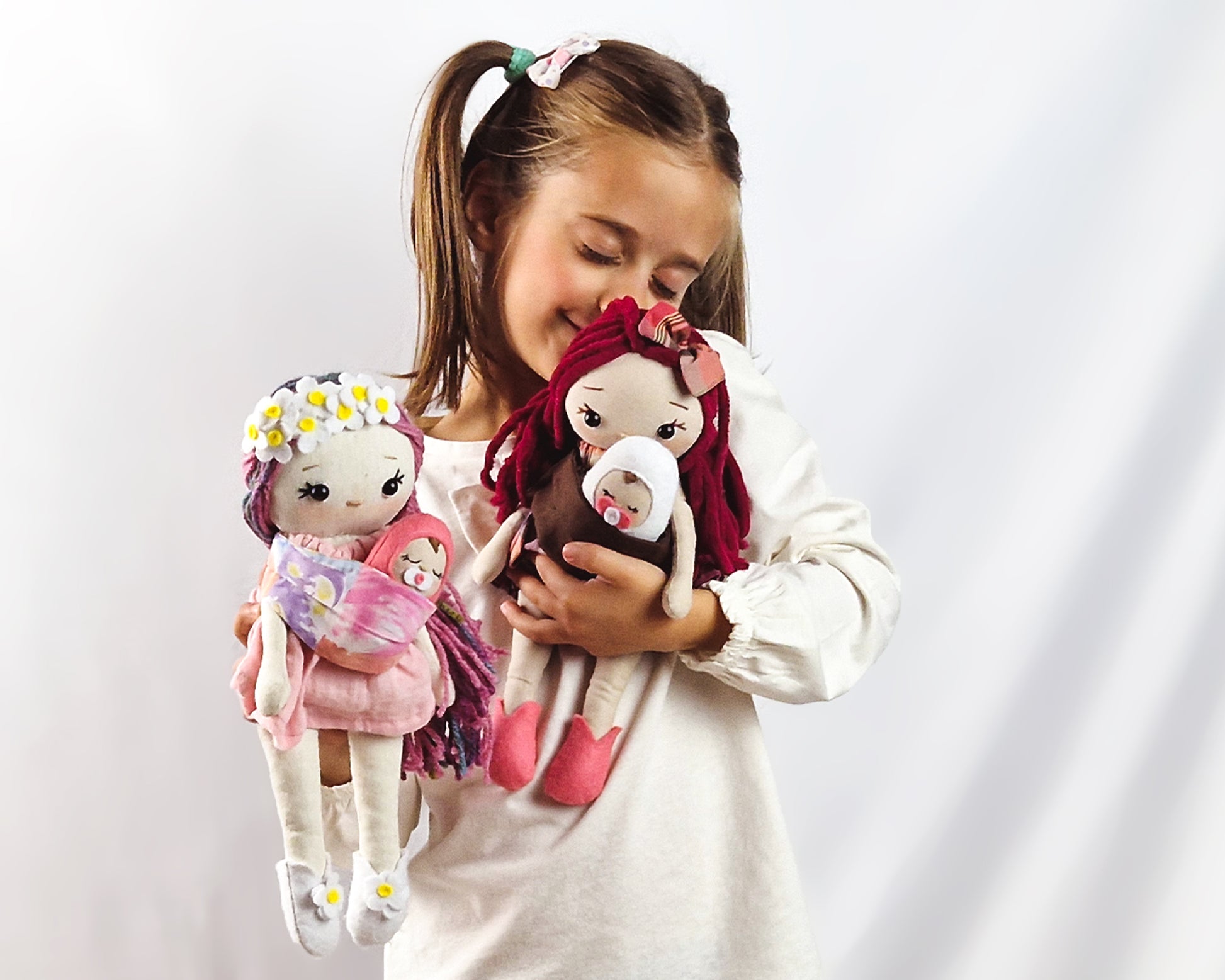 Clothes and accessories from Mom, Mom and Baby collections - sewing patterns and tutorials