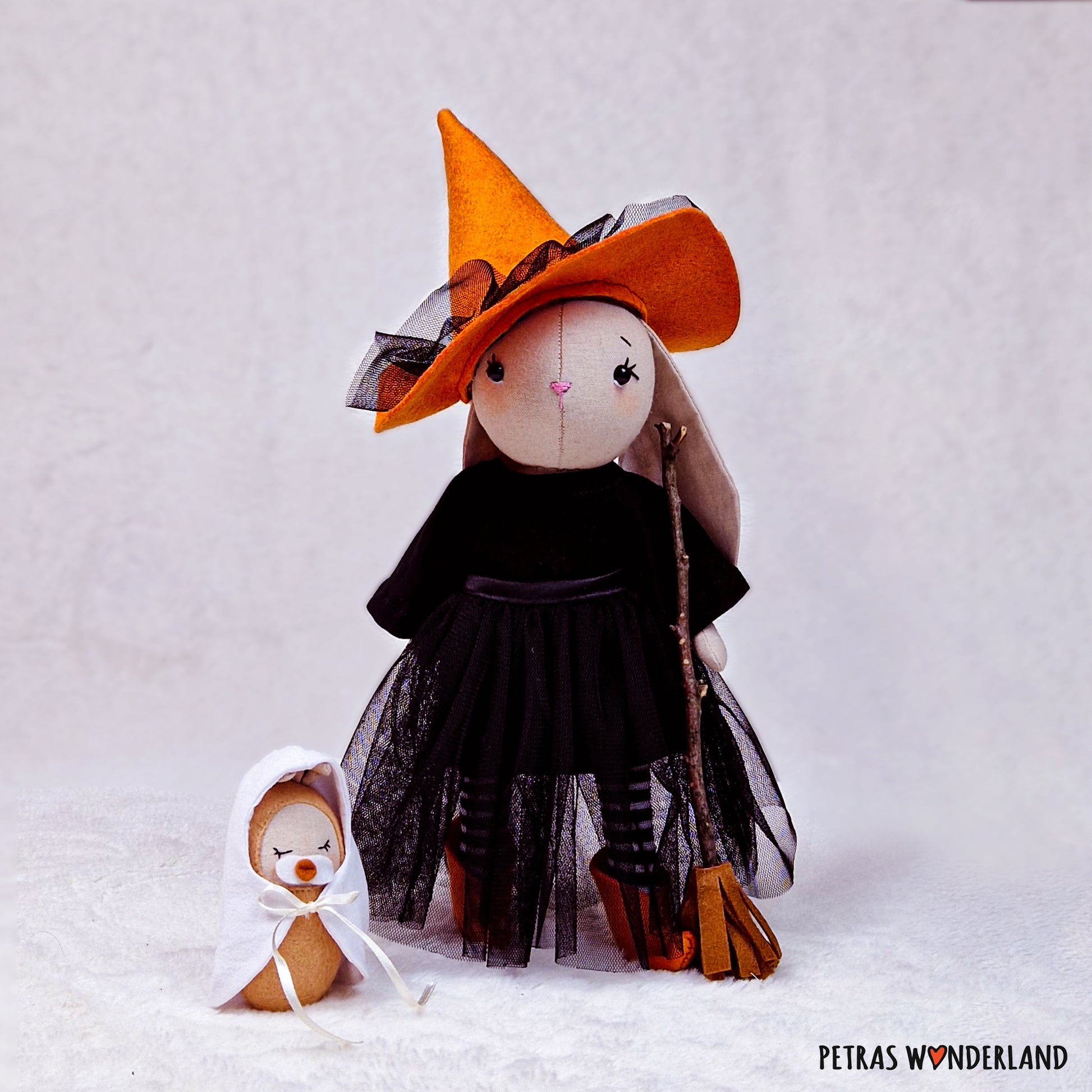Witch clothes and accessories - sewing patterns and tutorials