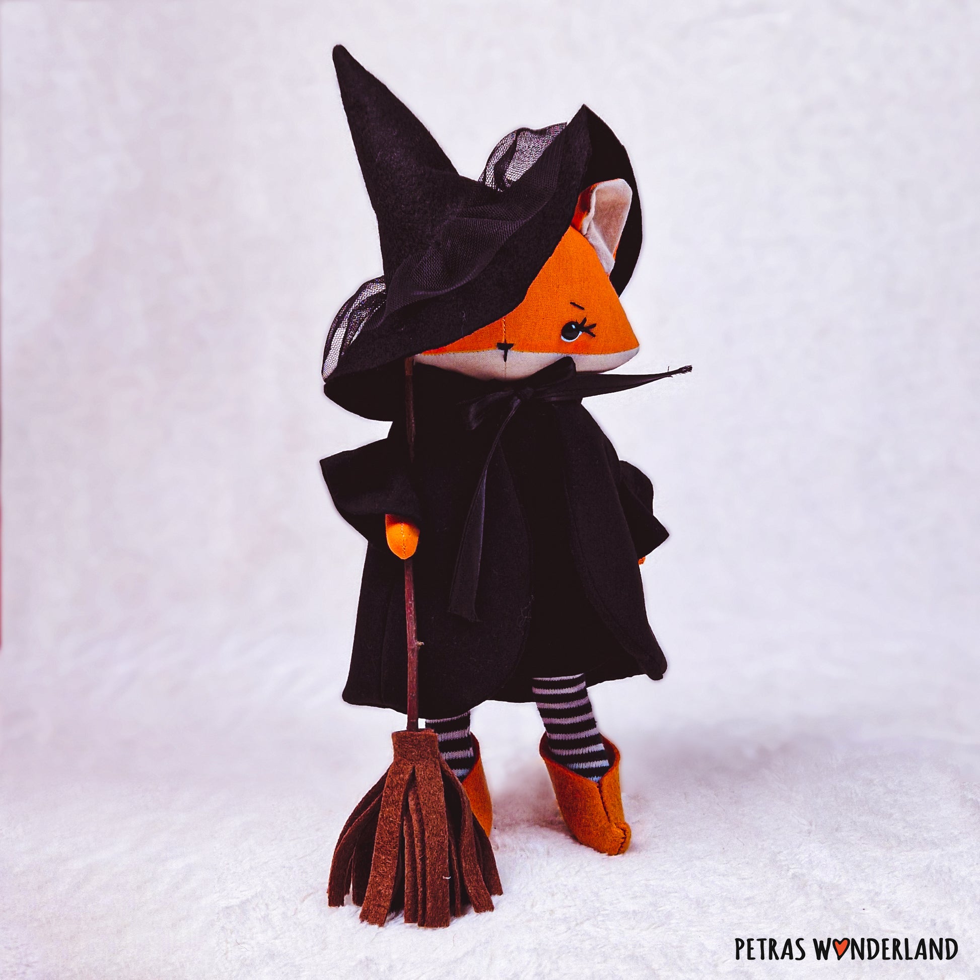 Witch clothes and accessories - sewing patterns and tutorials
