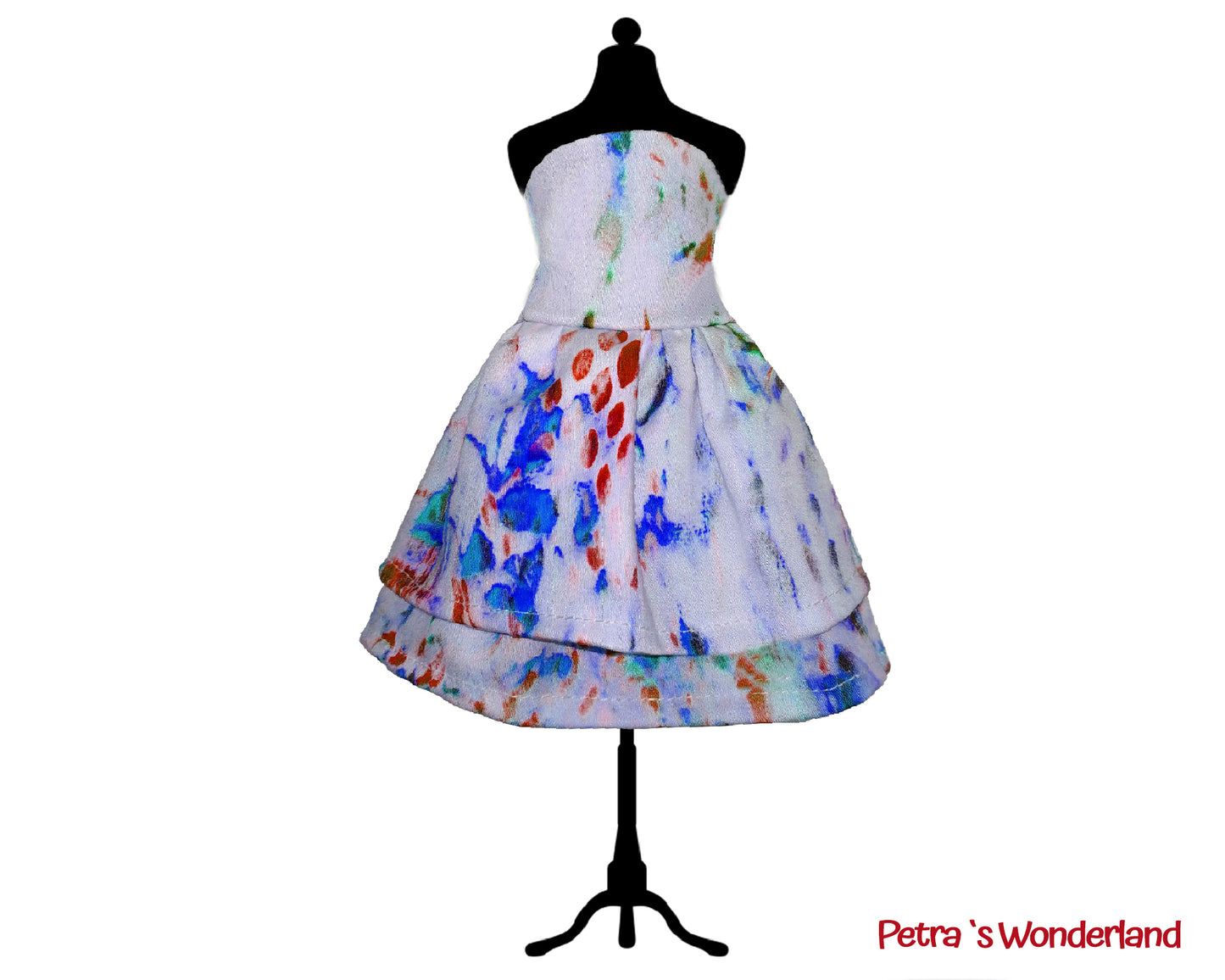 Set of three dresses, jacket and boots for doll 17 inch - PDF sewing pattern and tutorial 01