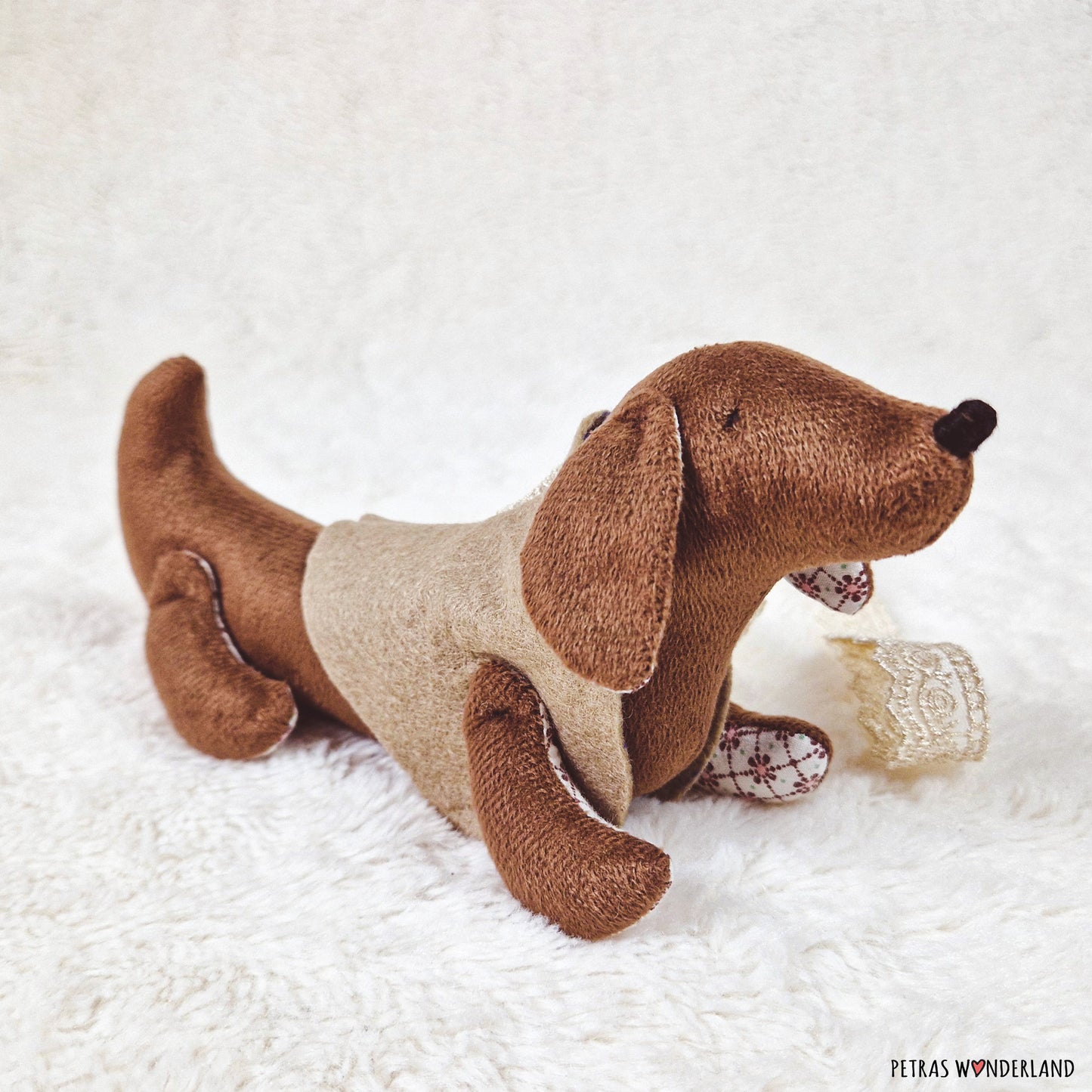 DIY Animal pets Dachshund dog - PDF sewing pattern and tutorial