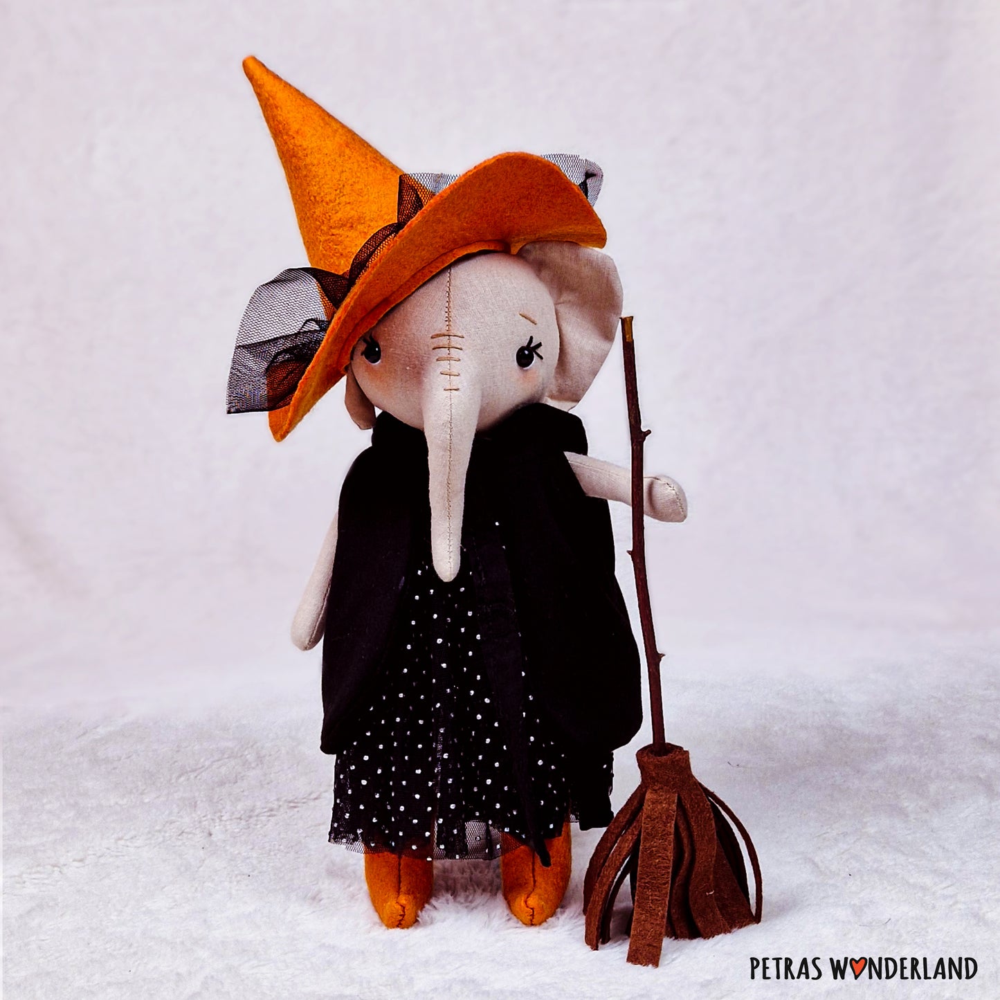 Witch clothes and accessories - sewing patterns and tutorials
