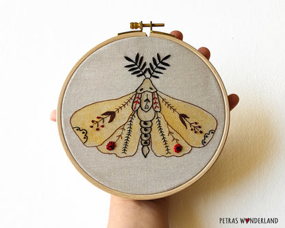 Night Moth - PDF embroidery pattern and tutorial 01