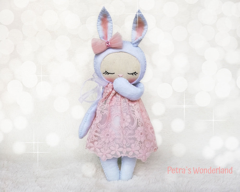 Miss Bunny - PDF doll sewing pattern and tutorial 01