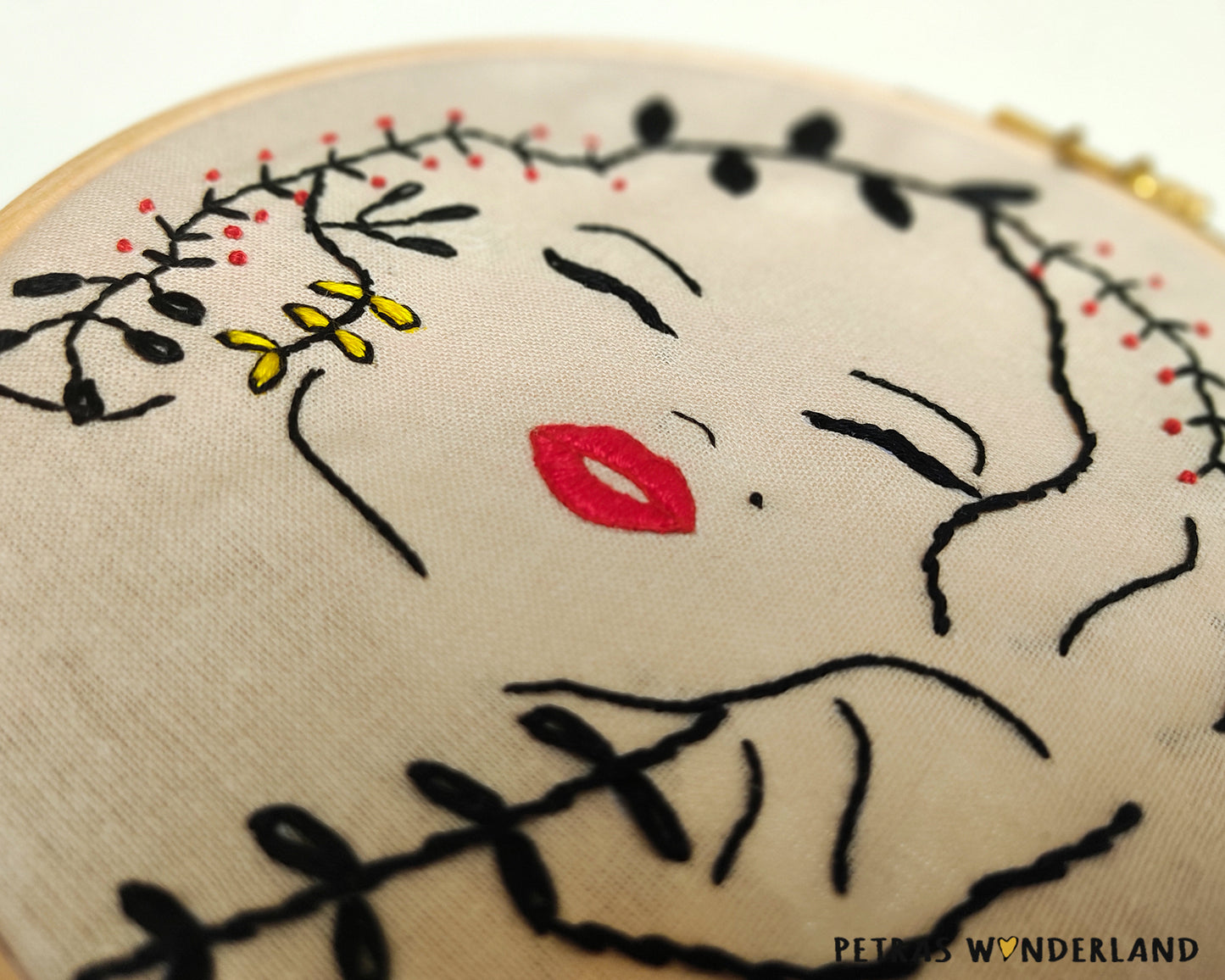 Special Offer: Actress Portrait and Quote  - PDF embroidery pattern and tutorial 01