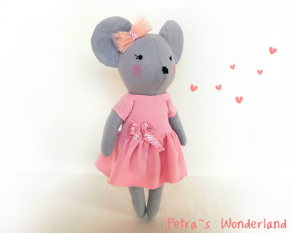 Miss and Mr. Mouse - PDF doll sewing pattern and tutorial 01