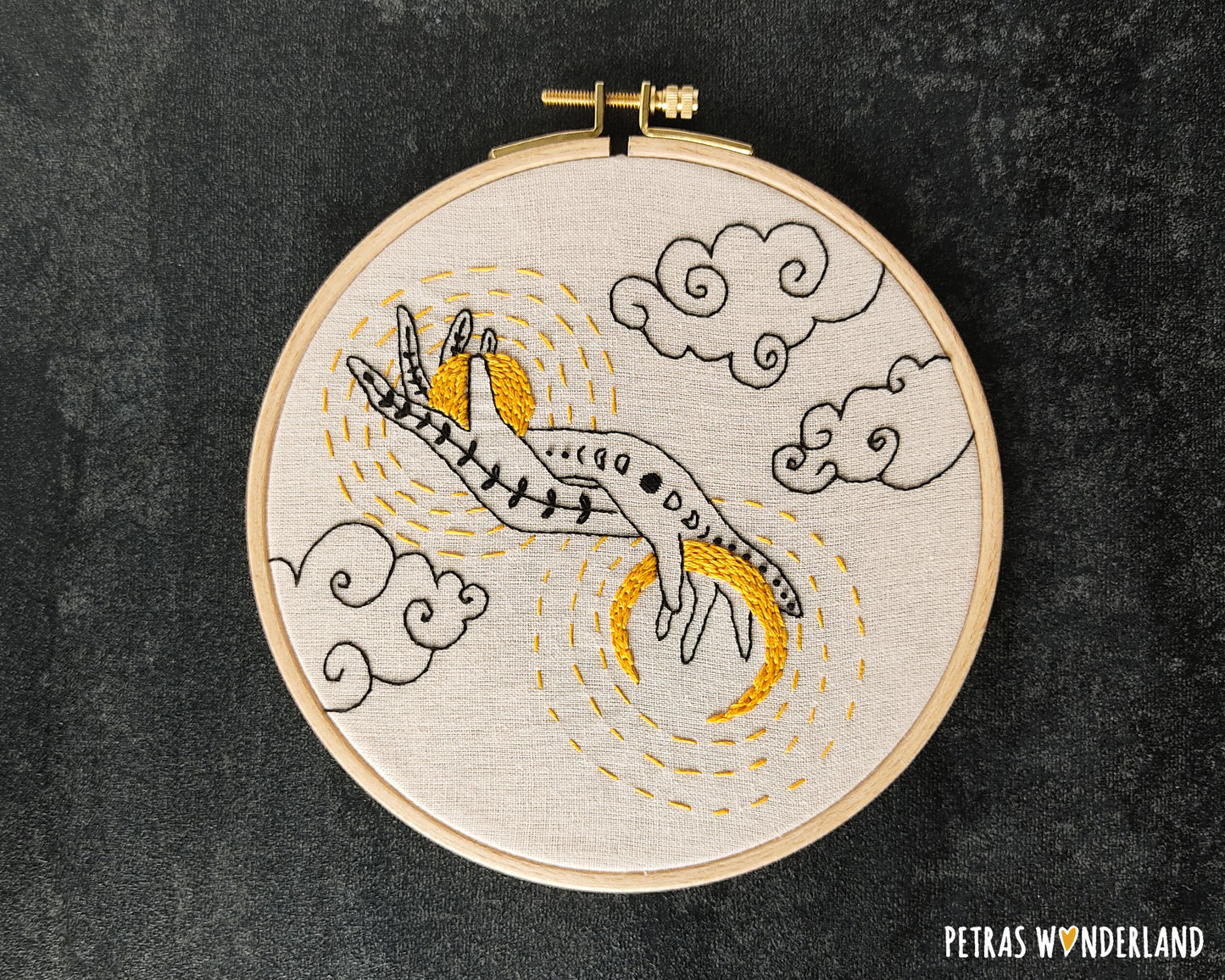 Sun and Moon in my Hands -  PDF embroidery pattern and tutorial 03