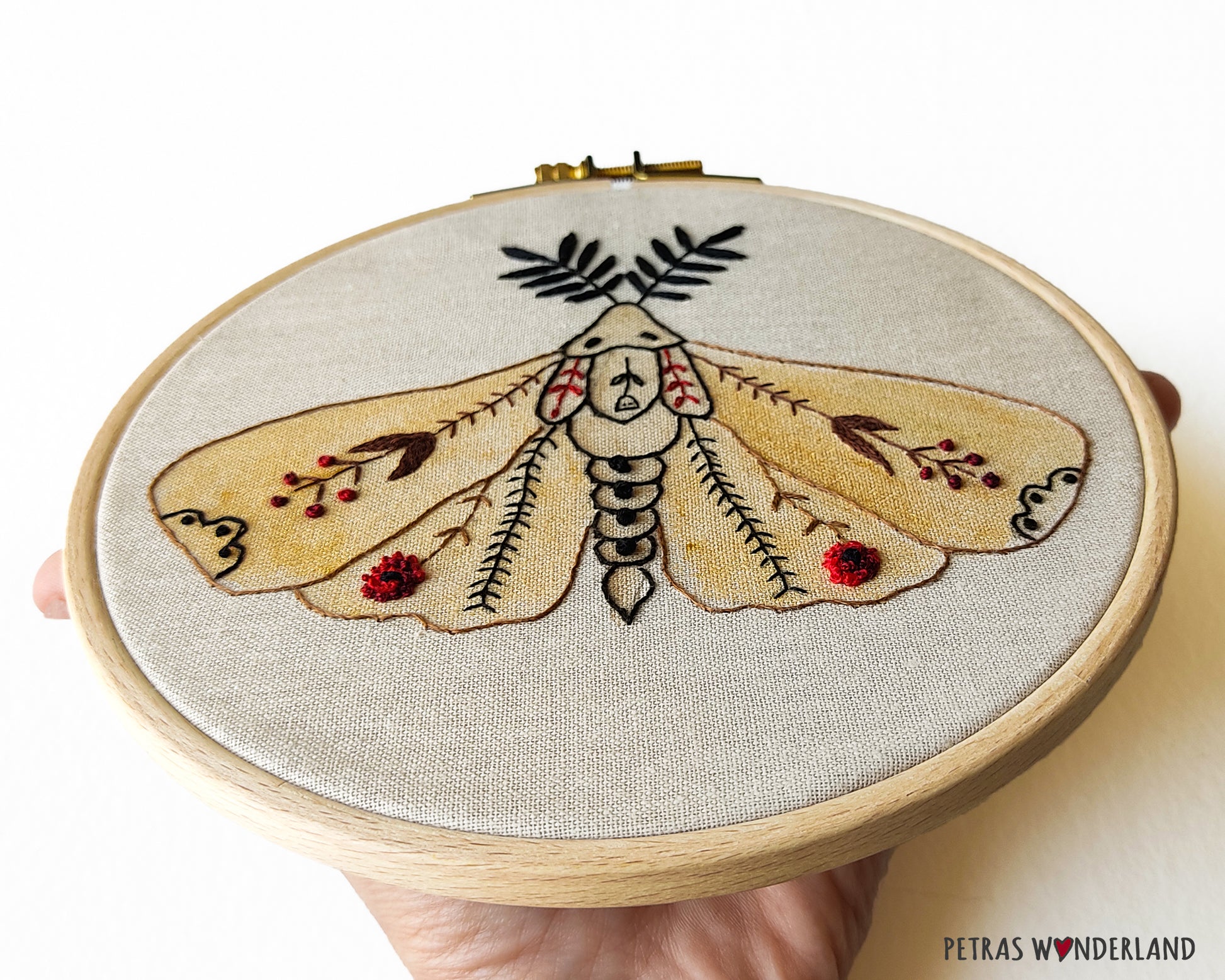 Night Moth - PDF embroidery pattern and tutorial 03