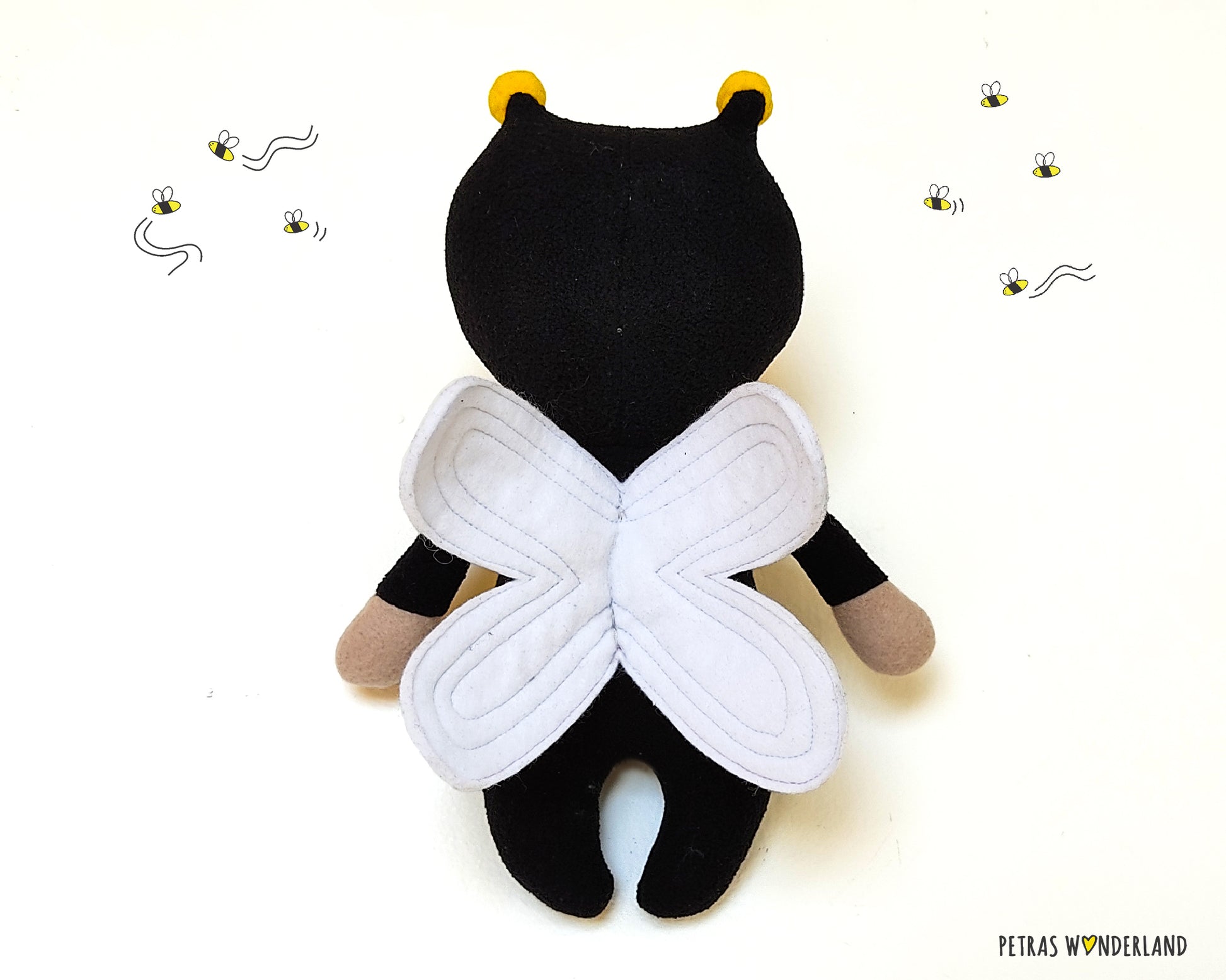 Cuddly Creatures Bee - PDF sewing pattern and tutorial 02