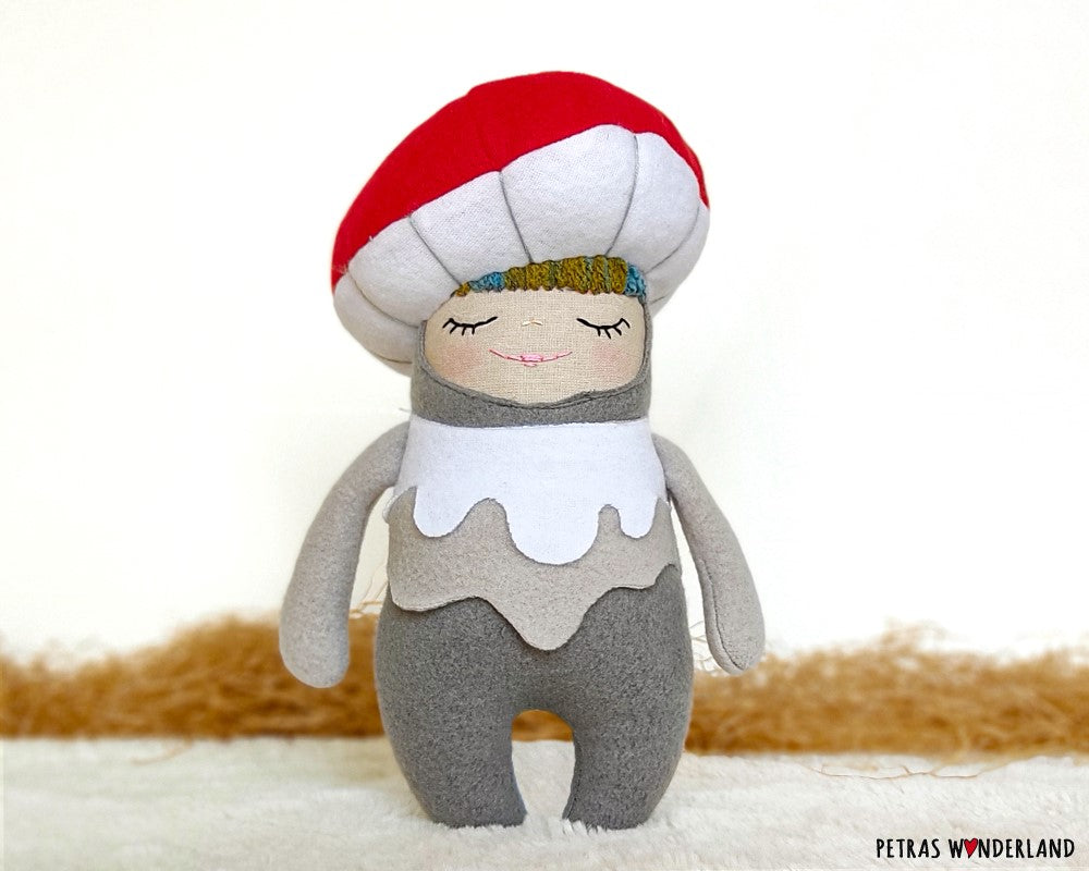 Cuddly Creatures Mushroom - PDF sewing pattern and tutorial 07